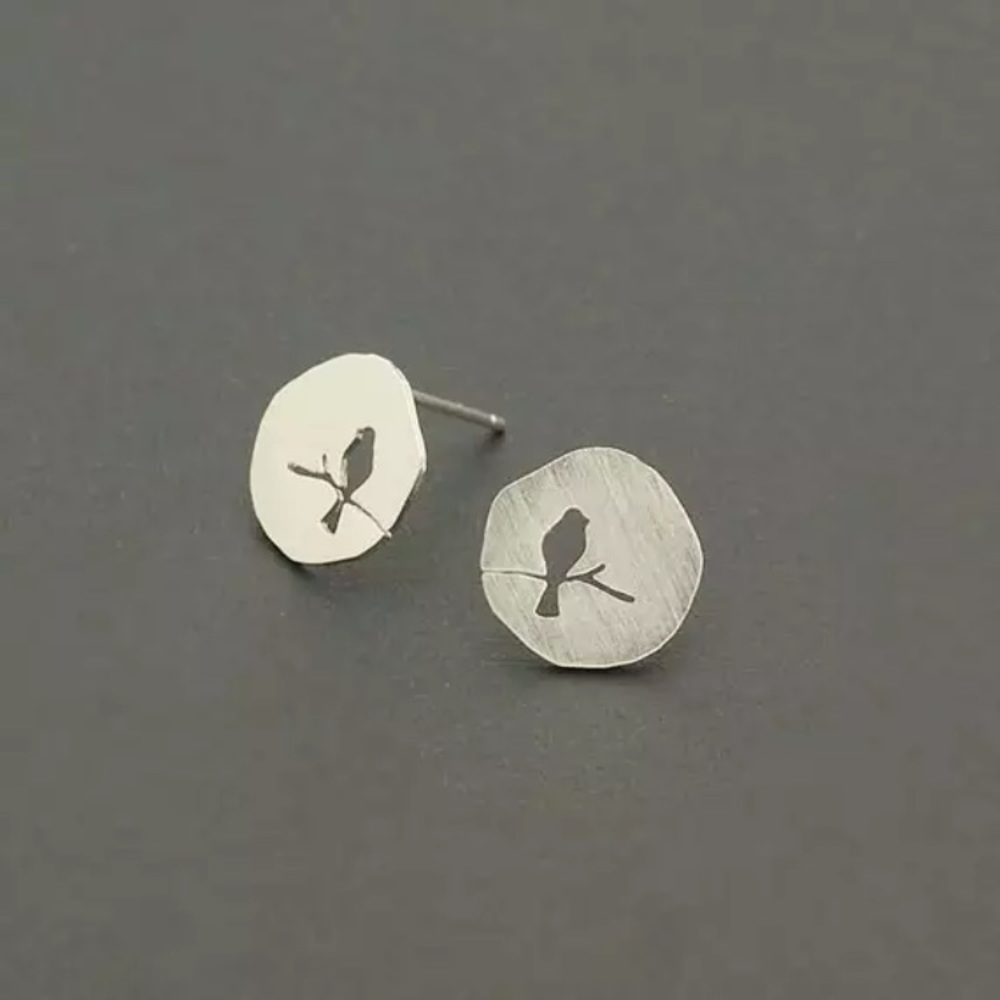 “Tweet” Bird Plate Minimalist Simple Stud Earrings - Picture 3 of 4